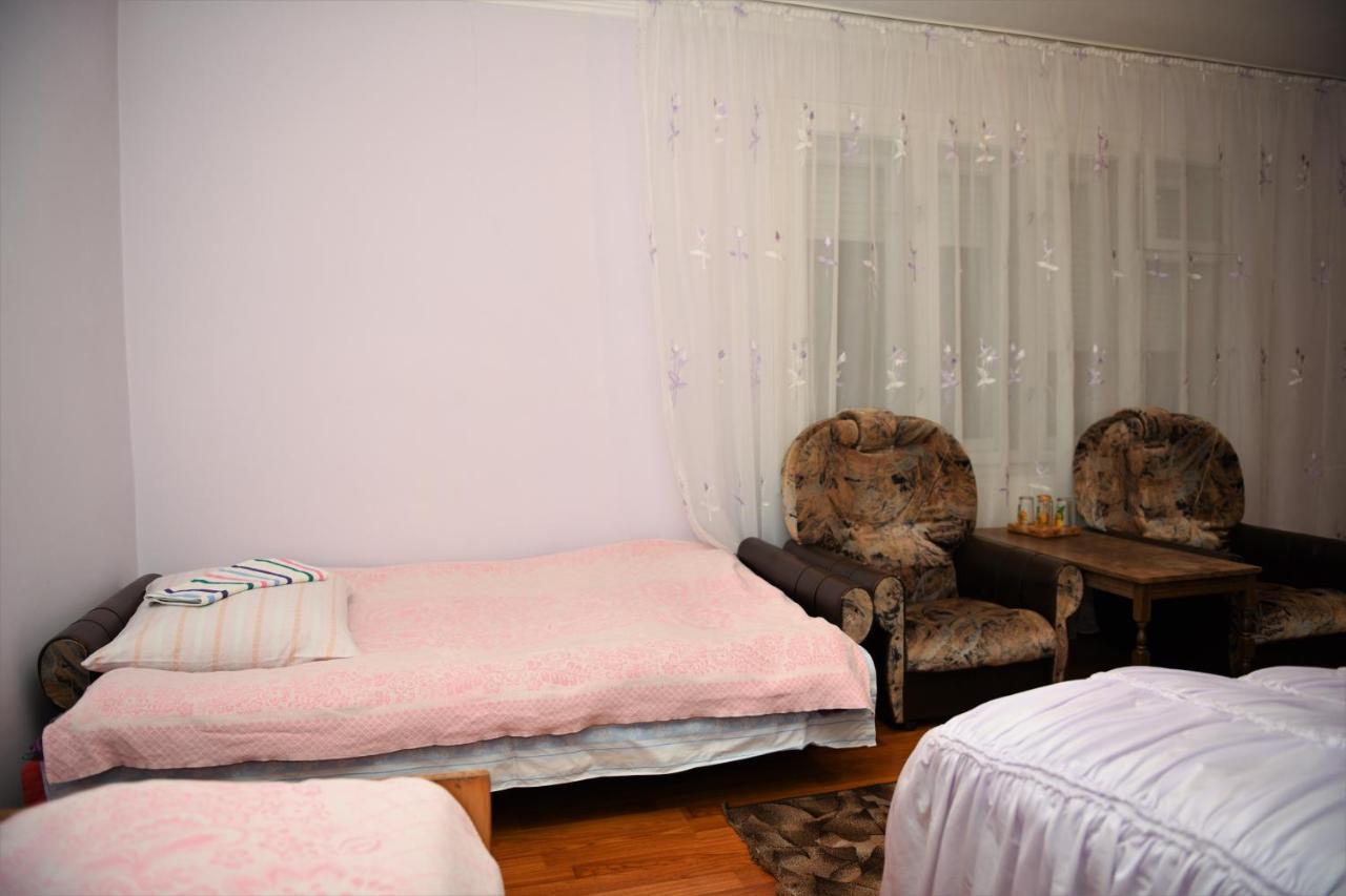 Гостинний Двір Євгенія Hotel Mizhhirya  Exterior photo
