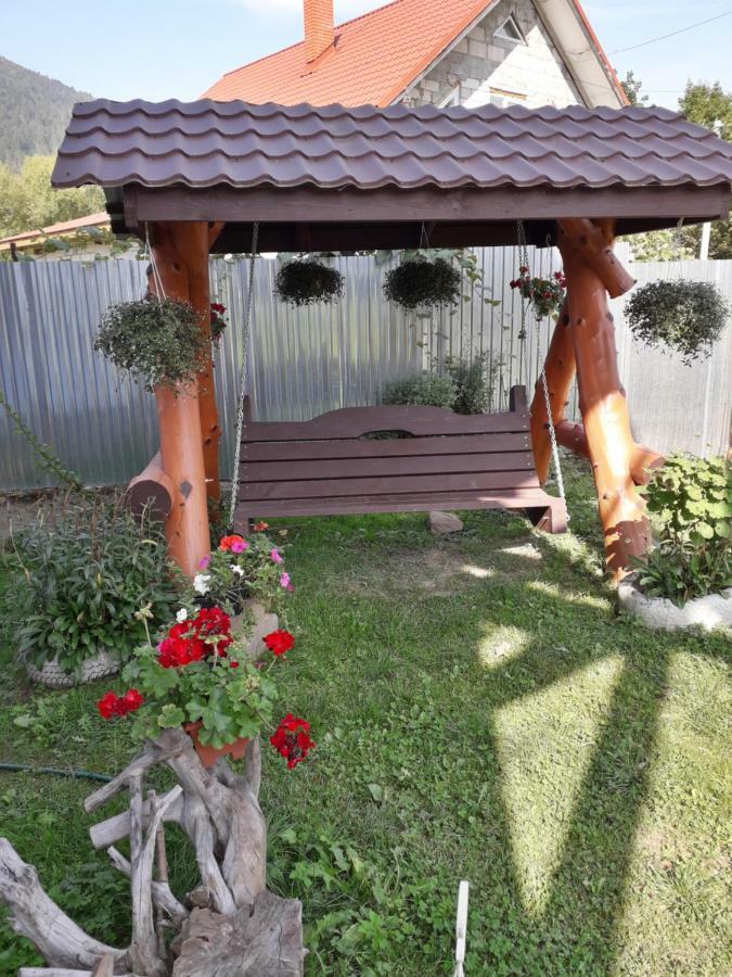 Гостинний Двір Євгенія Hotel Mizhhirya  Exterior photo